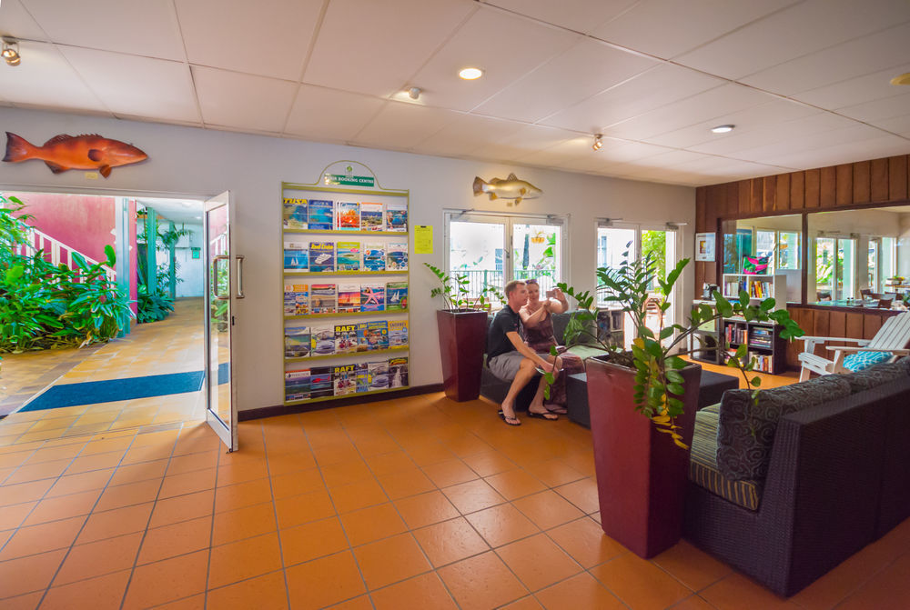 Coral Tree Inn Cairns Exterior photo